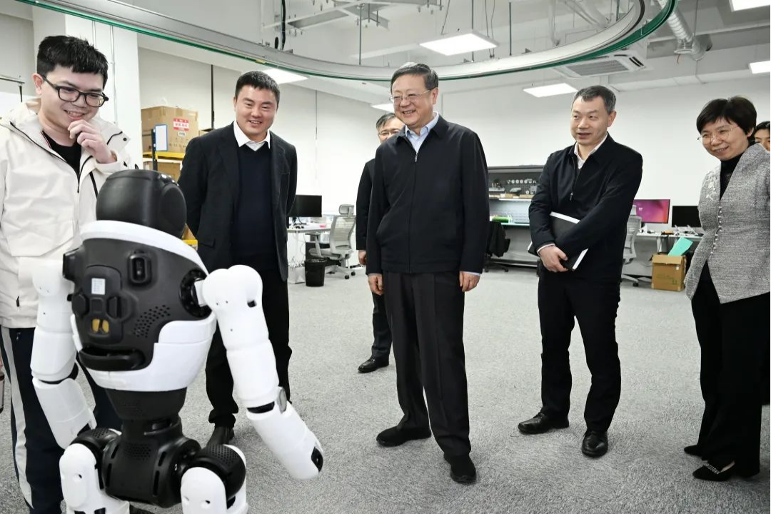 上海市委书记陈吉宁专题调研3003.com机器人